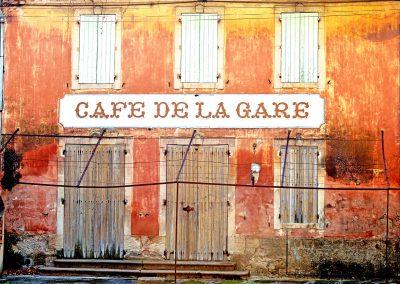 Ancien "Café de la Gare", Robion, Provence (réf. P097)