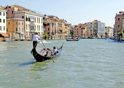 Gondole sur le Grand Canal, Venise, Italie (réf. M257)